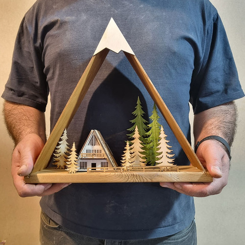 تابلو دکوری چوبی کلبه سوییسی