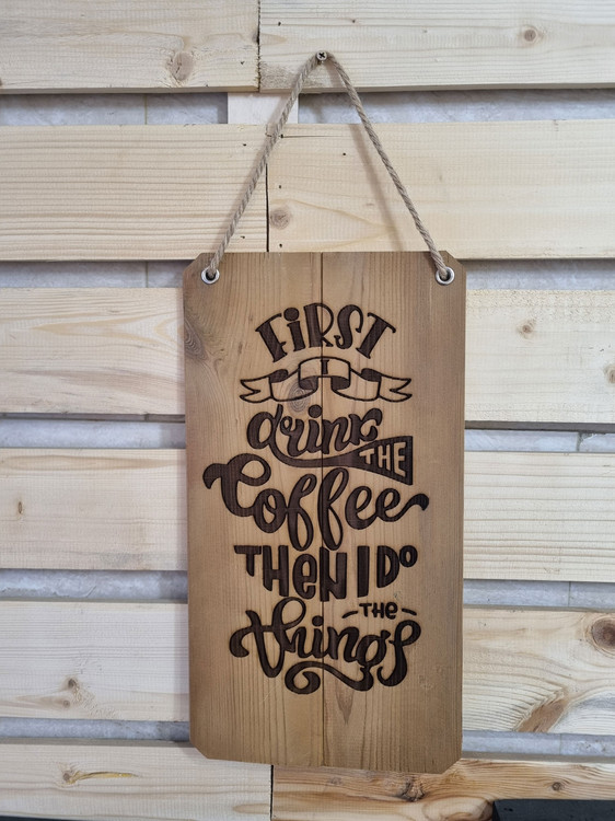 تابلو چوبی دکوری کافه