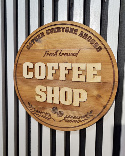 دکوری چوبی تابلو پلاک کافه