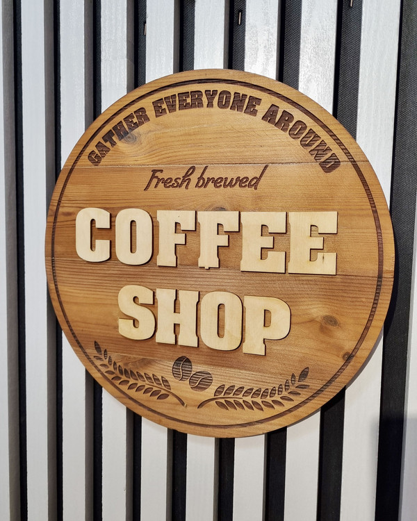 دکوری چوبی تابلو پلاک کافه