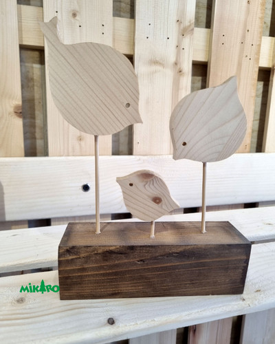 دکوری چوبی استند خانواده